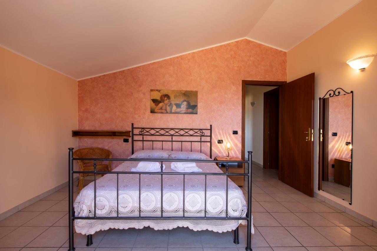 B&B La Casa Fra Gli Olivi Marsciano Exteriör bild